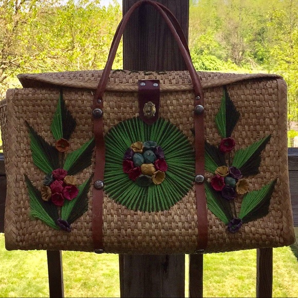 TAXCO Handbags - Vintage TAXCO straw shopper